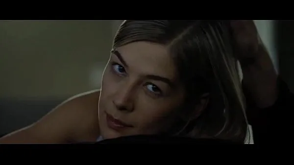Oglejte si The best of Rosamund Pike sex and hot scenes from 'Gone Girl' movie ~*SPOILERS Power Tube