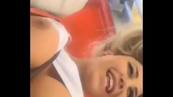 Sehen Sie sich Nipslip AchterbahnPower Tube an