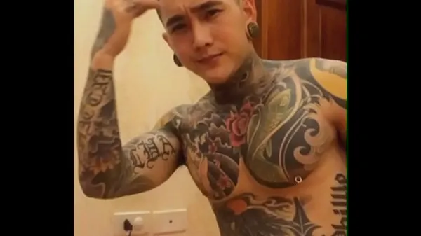 Hotboy tattooed shows on sexy Blued 파워 튜브 시청