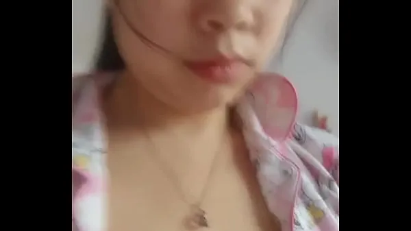 Παρακολουθήστε το Chinese girl pregnant for 4 months is nude and beautiful power Tube