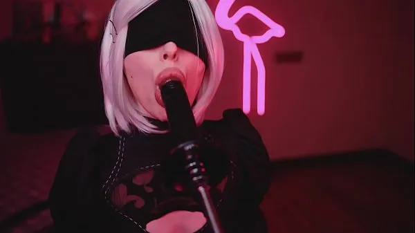 Katso Cosplay Blowjob Sloppy Suck BBC with 2B Power Tube