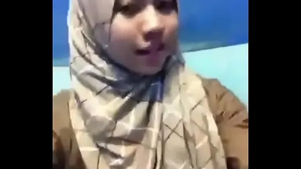 Tonton Malay Hijab melayu nude show (Big boobs Power Tube