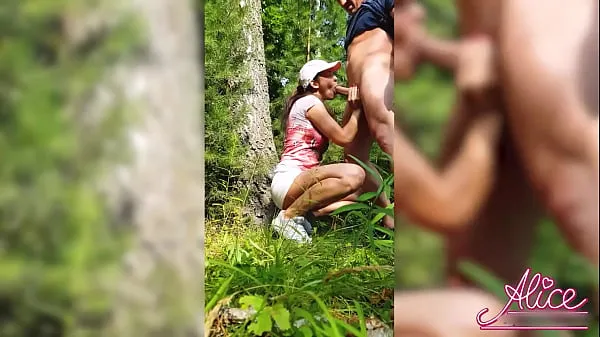 Regarder Petite Amie Et Putain Deepthroat Doggystyle Dans Le Bois - CreampiePower Tube