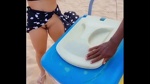 Mira La pareja fue a la playa para prepararse con el vendedor de paletas João Pessoa Luana Kazaki power tube