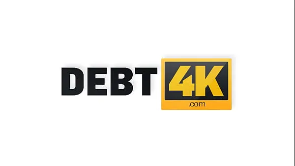 Regarder DEBT4k. Une brune sans argent laisse le propriétaire la baiser en compensationPower Tube