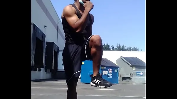 شاهد Thick cock black workout Spokane, work trip ,big balls gonna edge later for big cumshotmorning muscle bbc master outside showing off arms,and chest from seattle,wa-spokane أنبوب الطاقة