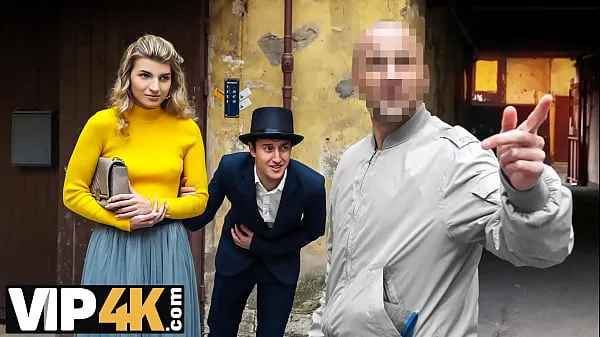 Sehen Sie sich HUNT4K. Meinen großen Schwanz in dieser versauten Socialites-Muschi zu vergraben, war so eine großartige Erfahrung für michPower Tube an