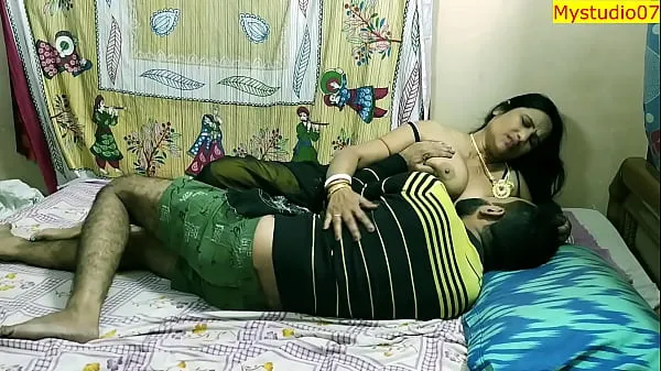 Watch Desi xxx randi bhabhi hot sex with jobless Devor! Real sex with clear hindi audio power Tube