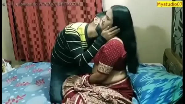 Xem Sex indian bhabi bigg boobs ống điện