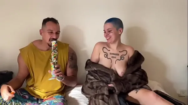 Watch I smoked a with my friend Argentina I think she got high and we fucked good with cum in the mouth (Buenos Aires Argentina power Tube