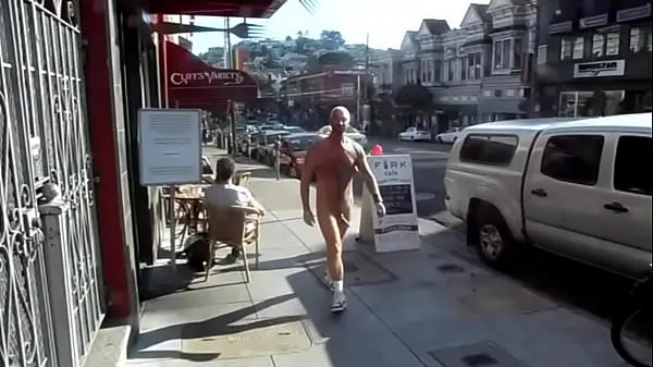 Assista A naked walk in public in San Francisco Power Tube