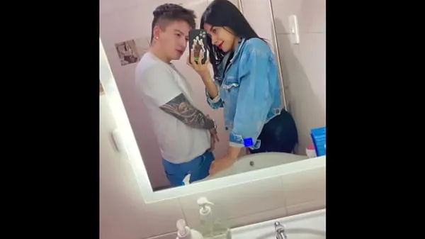 Nézze meg: FILTERED VIDEO OF 18 YEAR OLD GIRL FUCKING WITH HER BOYFRIEND Power Tube