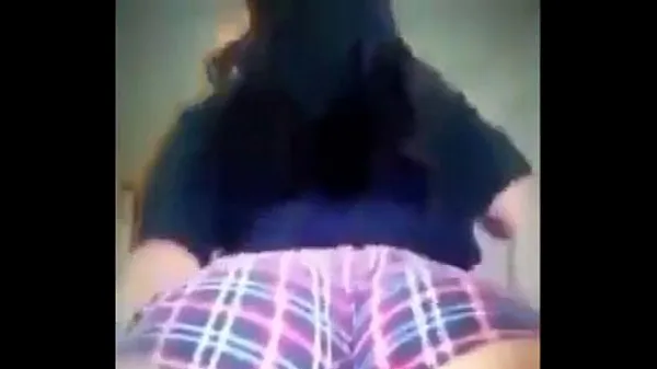 Nézze meg: Thick white girl twerking Power Tube